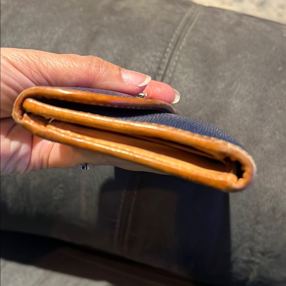Dooney & Bourke Navy and Tan Saffiano wallet - Picture 6 of 16